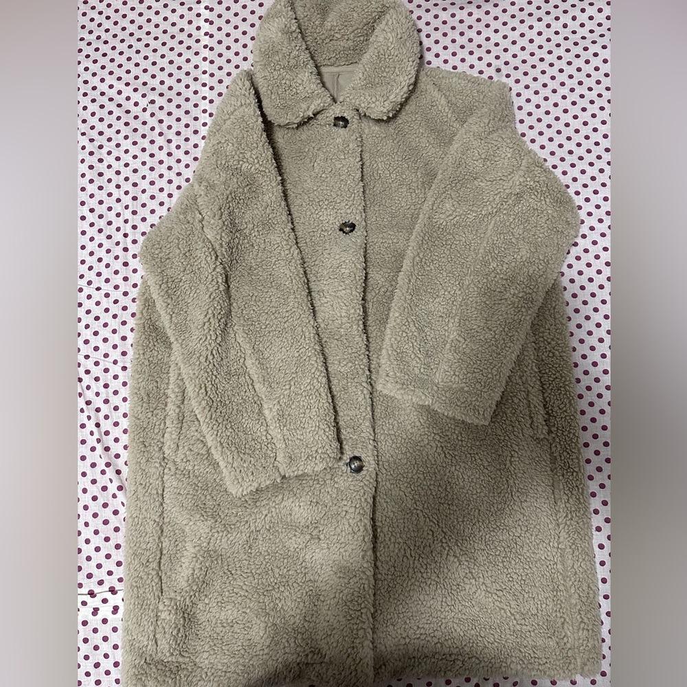 Uniqlo Men/Wonen Windproof Outer Single Breasted Fleece Coat(Never Worn)